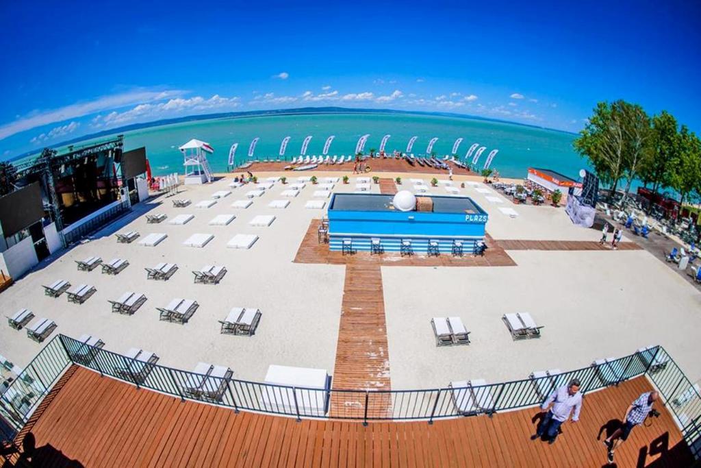Levi'S Wellness Apartman Siófok Extérieur photo